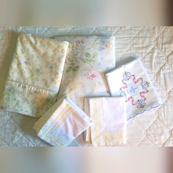 VINTAGE Full/Double Size 5pc Bedding Curation - Picture 12 of 13